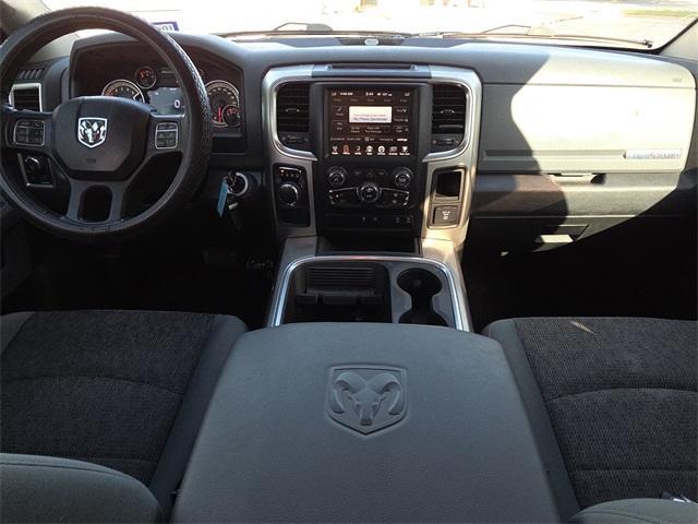 Photo of 2017 Bright White Clearcoat RAM 1500