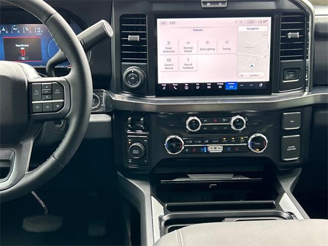 Photo of 2025 Oxford White Ford F-350