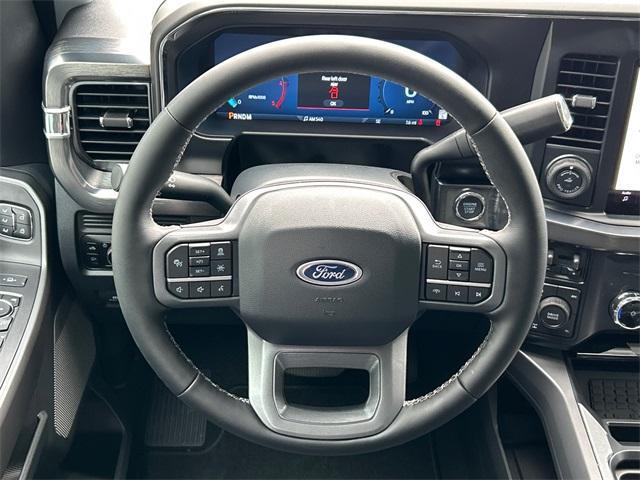 Photo of 2025 Oxford White Ford F-350