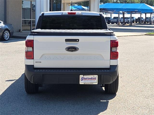 Photo of 2023 Oxford White Ford Maverick