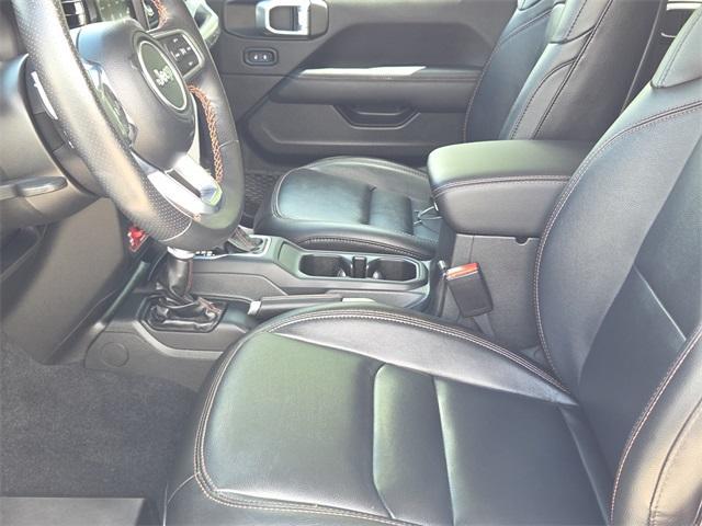 Photo of 2022 Bright White Clearcoat Jeep Wrangler Unlimited