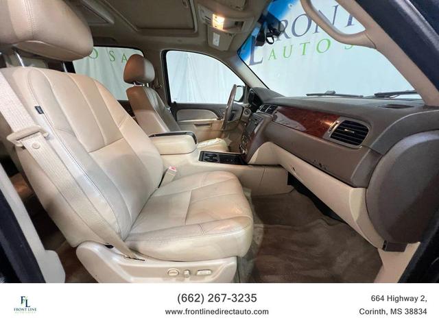 Photo of 2012 Black Chevrolet Suburban