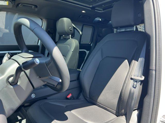 Photo of 2025 Fuji White Land Rover Defender