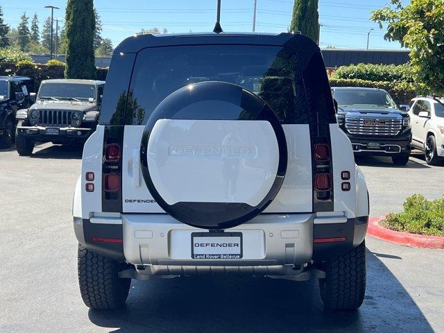 Photo of 2025 Fuji White Land Rover Defender