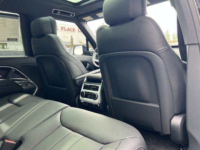 Photo of 2025 Santorini Black Land Rover Range Rover