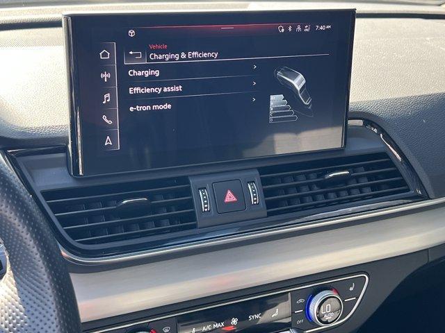 Photo of 2022 Ultra Blue Metallic Audi Q5 e