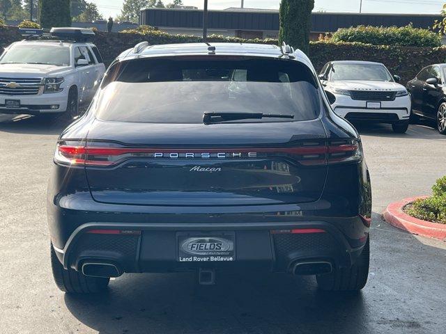 Photo of 2022 Jet Black Metallic Porsche Macan