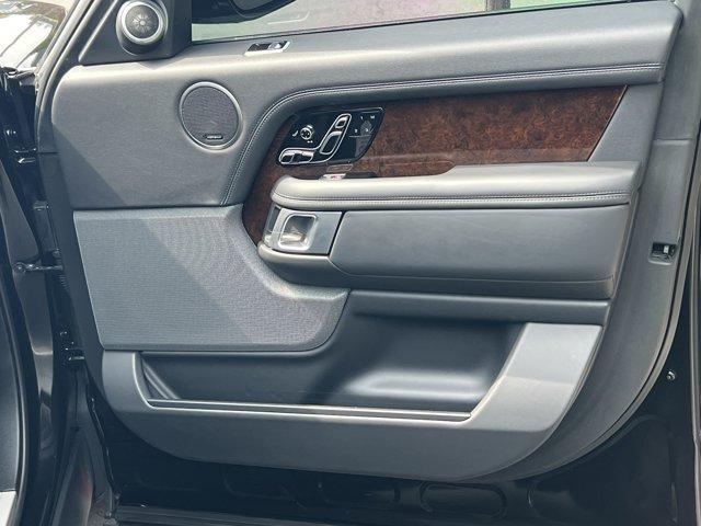 Photo of 2022 Santorini Black Land Rover Range Rover