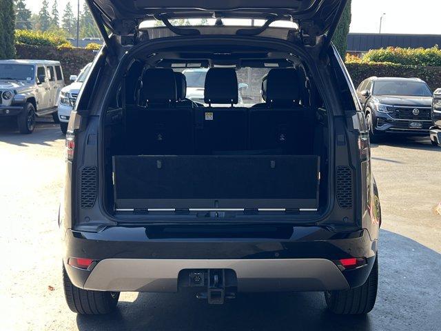 Photo of 2021 Lantau Bronze Land Rover Discovery