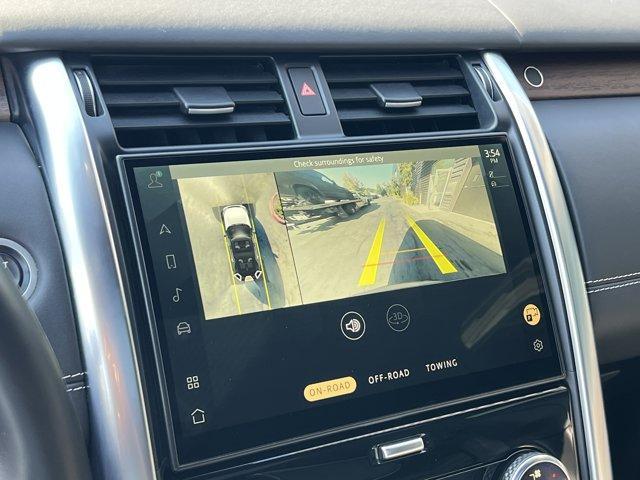 Photo of 2021 Lantau Bronze Land Rover Discovery
