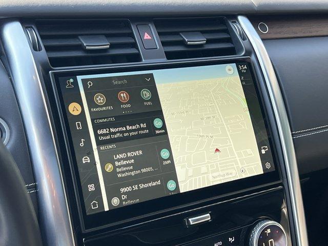 Photo of 2021 Lantau Bronze Land Rover Discovery