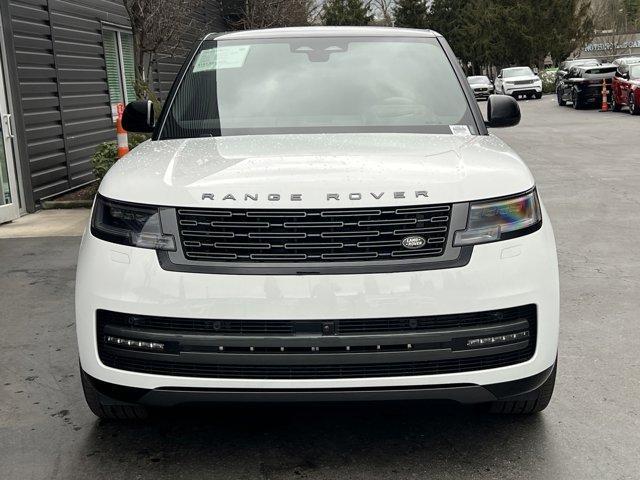Photo of 2025 Fuji White Land Rover Range Rover