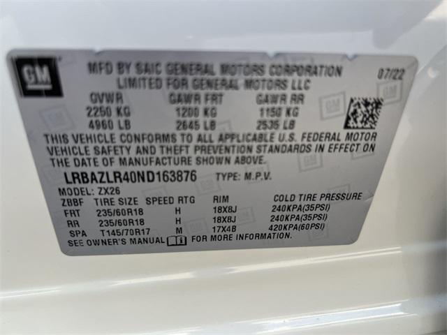 Photo of 2022 Summit White Buick Envision