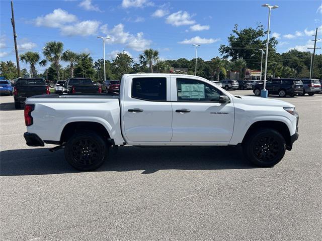 Photo of 2025 Summit White Chevrolet Colorado