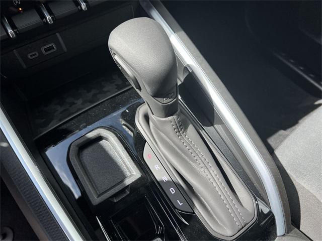 Photo of 2025 Summit White Chevrolet Colorado