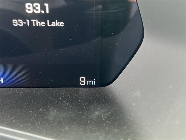 Photo of 2025 Summit White Chevrolet Colorado
