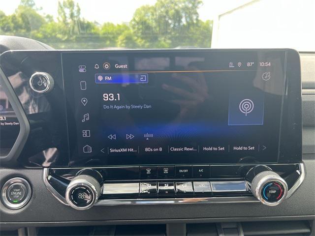 Photo of 2025 Summit White Chevrolet Colorado