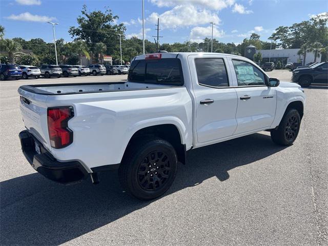 Photo of 2025 Summit White Chevrolet Colorado