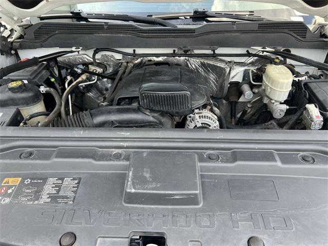 Photo of 2018 Summit White Chevrolet Silverado 3500