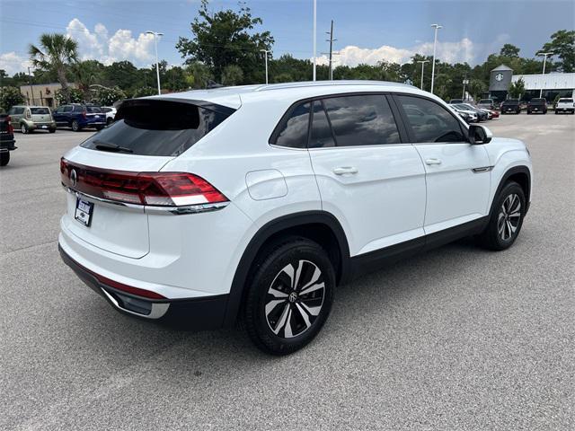 Photo of 2025 Opal White Pearl Volkswagen Atlas Cross Sport