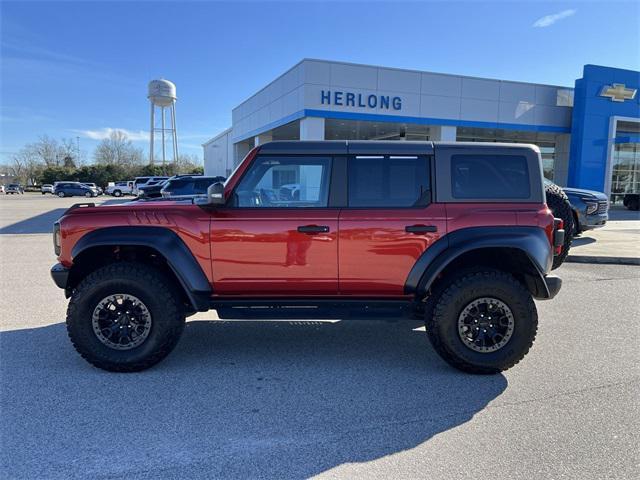 Photo of 2023 Hot Pepper Red Metallic Tinted Clearcoat Ford Bronco