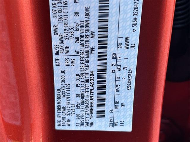Photo of 2023 Hot Pepper Red Metallic Tinted Clearcoat Ford Bronco