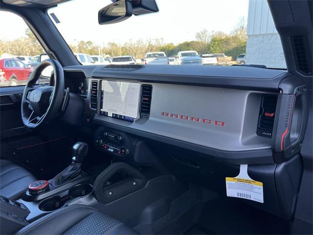 Photo of 2023 Hot Pepper Red Metallic Tinted Clearcoat Ford Bronco