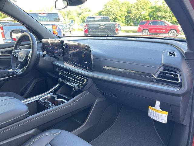 Photo of 2025 Radiant Red Tintcoat Chevrolet Traverse
