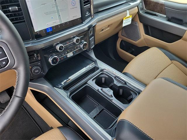 Photo of 2025 Agate Black Metallic Ford F-250