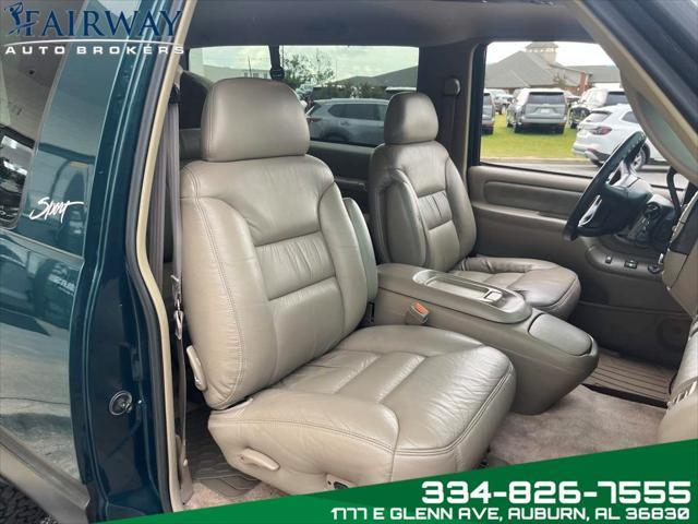 Photo of 1997 Emerald Green (Met) Chevrolet Tahoe