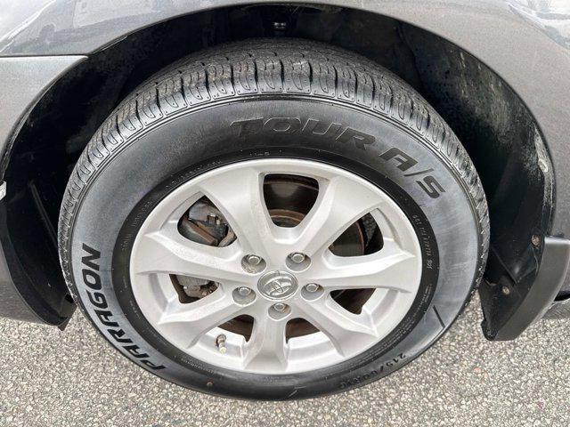 Photo of 2010 Magnetic Gray Metallic Toyota Camry
