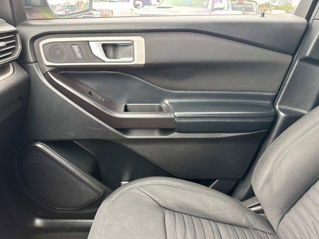 Photo of 2020 Oxford White Ford Explorer