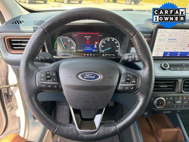 Photo of 2022 Oxford White Ford Maverick