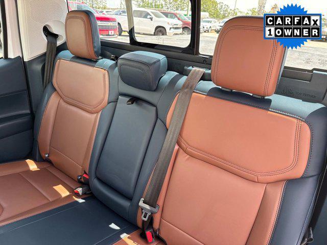 Photo of 2022 Oxford White Ford Maverick
