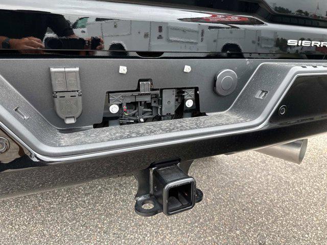 Photo of 2025 Onyx Black GMC Sierra 2500