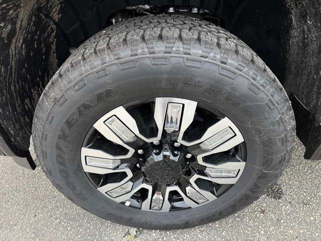 Photo of 2025 Onyx Black GMC Sierra 2500