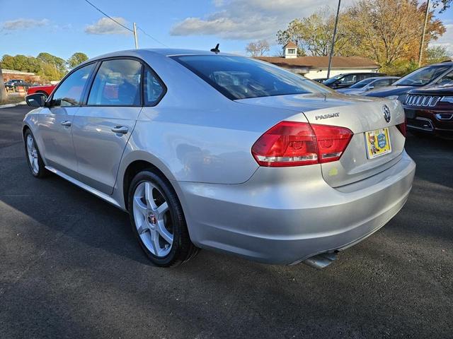 Photo of 2013 Reflex Silver Metallic Volkswagen Passat
