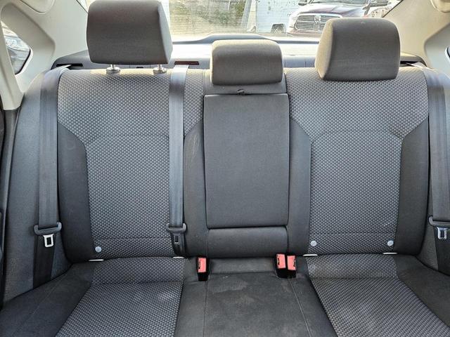 Photo of 2013 Reflex Silver Metallic Volkswagen Passat
