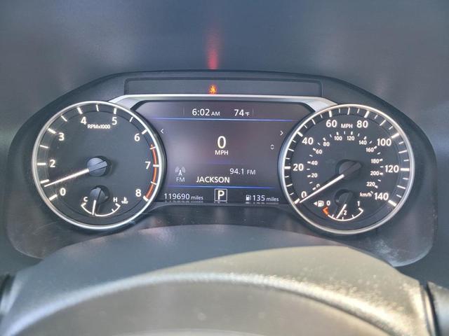Photo of 2020 Glacier White Nissan Altima