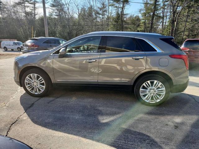 Photo of 2019 Green Cadillac XT5