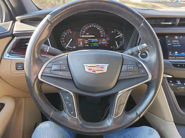 Photo of 2019 Green Cadillac XT5