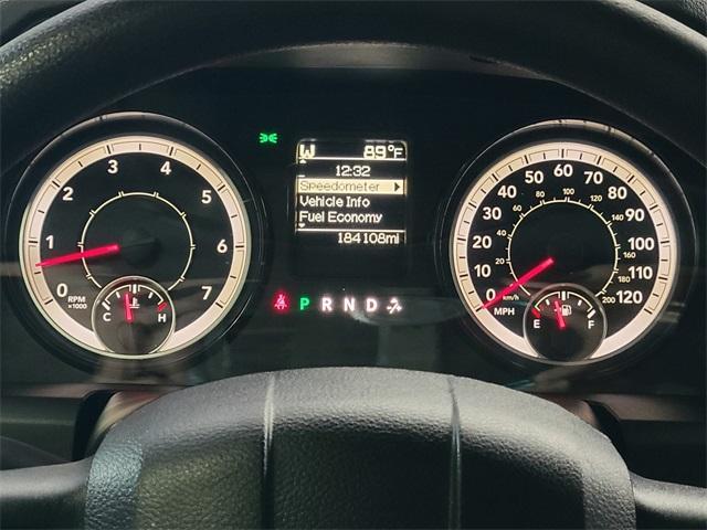 Photo of 2017 Brilliant Black Crystal Pearlcoat RAM 1500