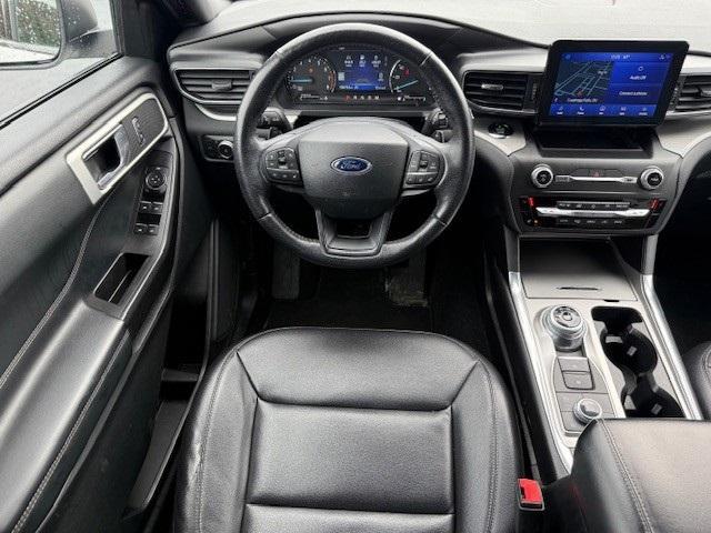 Photo of 2020 White Ford Explorer