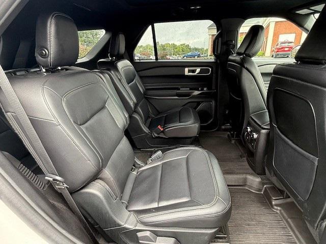 Photo of 2020 White Ford Explorer
