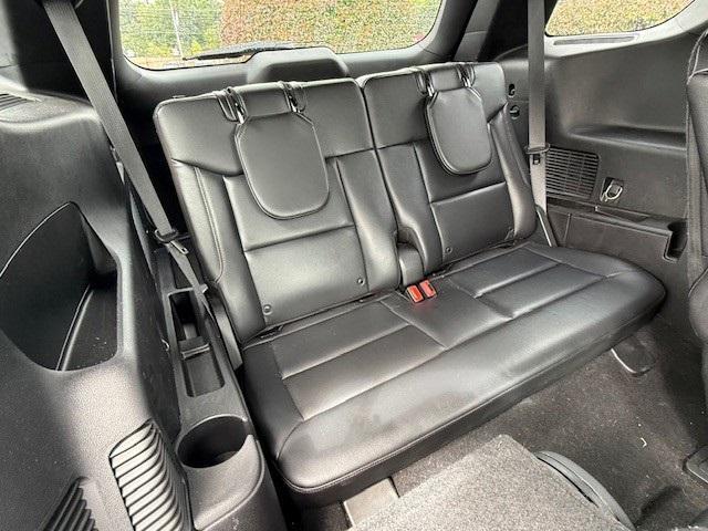 Photo of 2020 White Ford Explorer