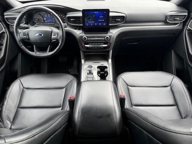 Photo of 2020 White Ford Explorer