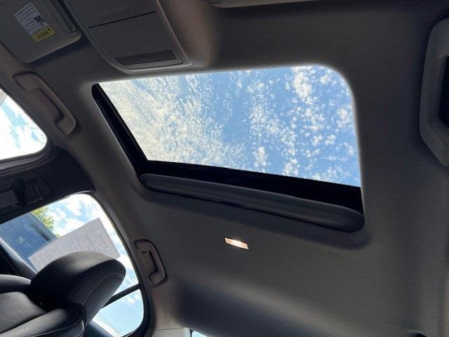 Photo of 2023 Snowflake White Pearl Mazda Mazda3