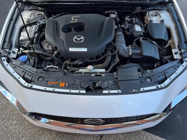Photo of 2023 Snowflake White Pearl Mazda Mazda3