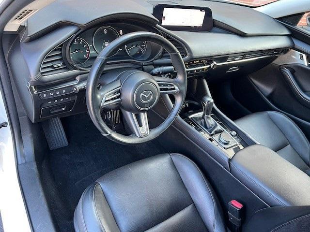 Photo of 2023 Snowflake White Pearl Mazda Mazda3