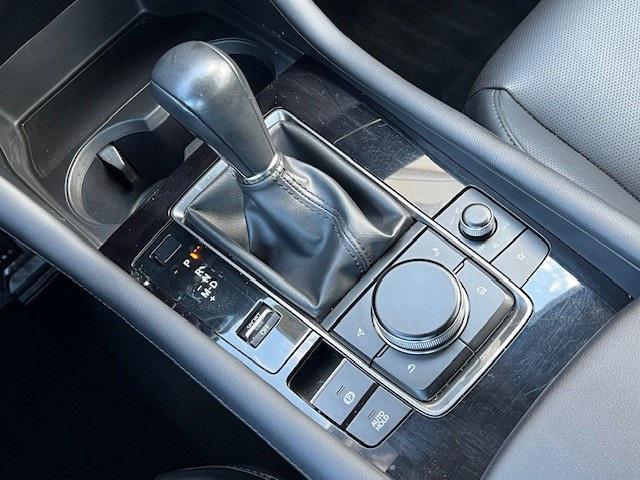Photo of 2023 Snowflake White Pearl Mazda Mazda3